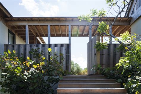 Alma Residence / Brillhart Architecture .